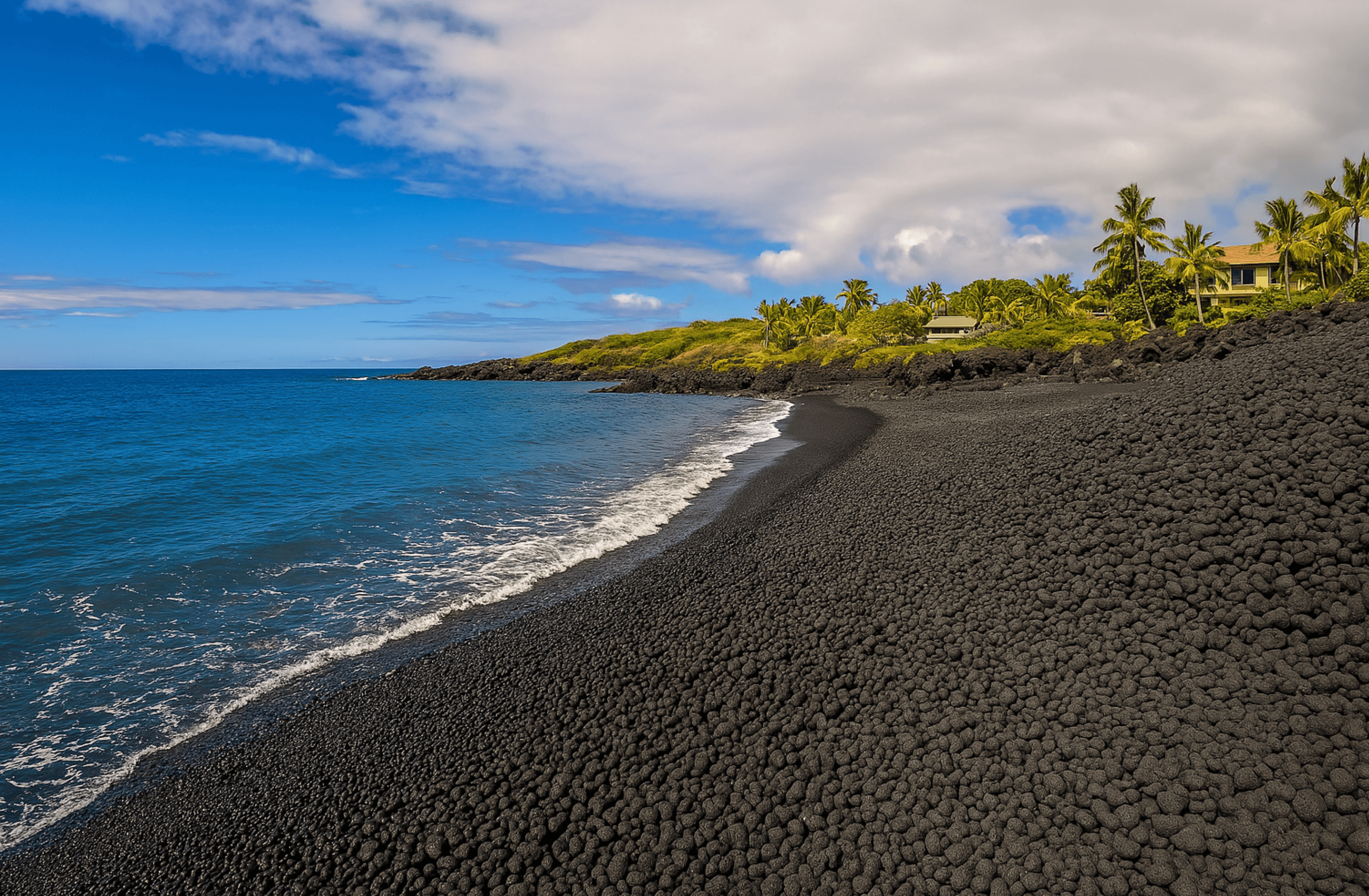 Scuba diving at Black Pebble Beach in Big Island