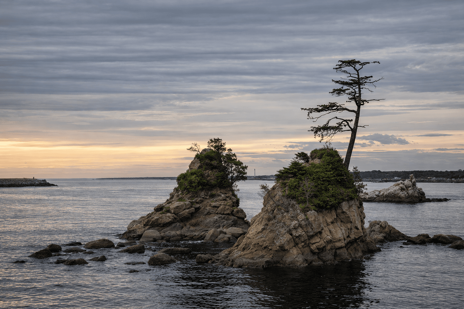 Scuba diving at The Three Graces in Tillamook Bay